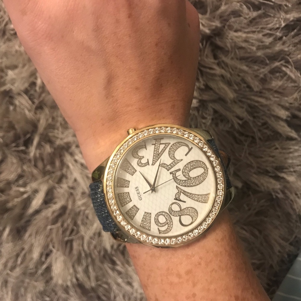 Guess women’s watch